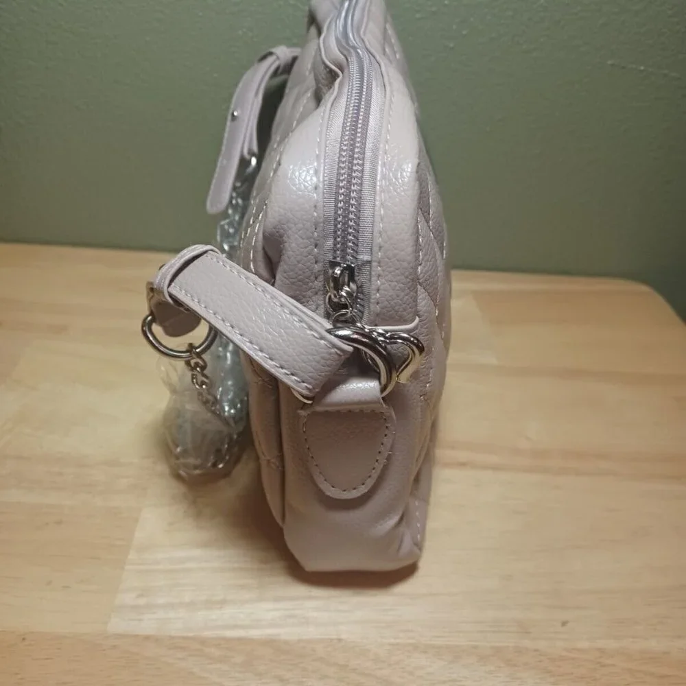 Bella Russo Gray Taupe‎ Quilted Faux Leather Crossbody Bag with Chain Strap NWOT